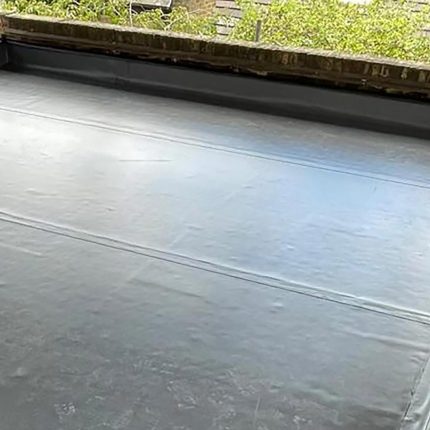 High-performance flat roof replacement and waterproofing executed by our local flat roofing specialists in Wimbledon.