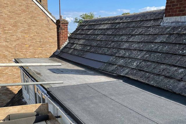 Flat Roofer near me Twickenham Middlesex roofing company services new roof builders felt roof specialist repairs best local roof contractors.
