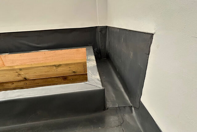 Roofer Westminster London roofing repair specialist company near me best leading local roofers, flat roof services and new roof's.