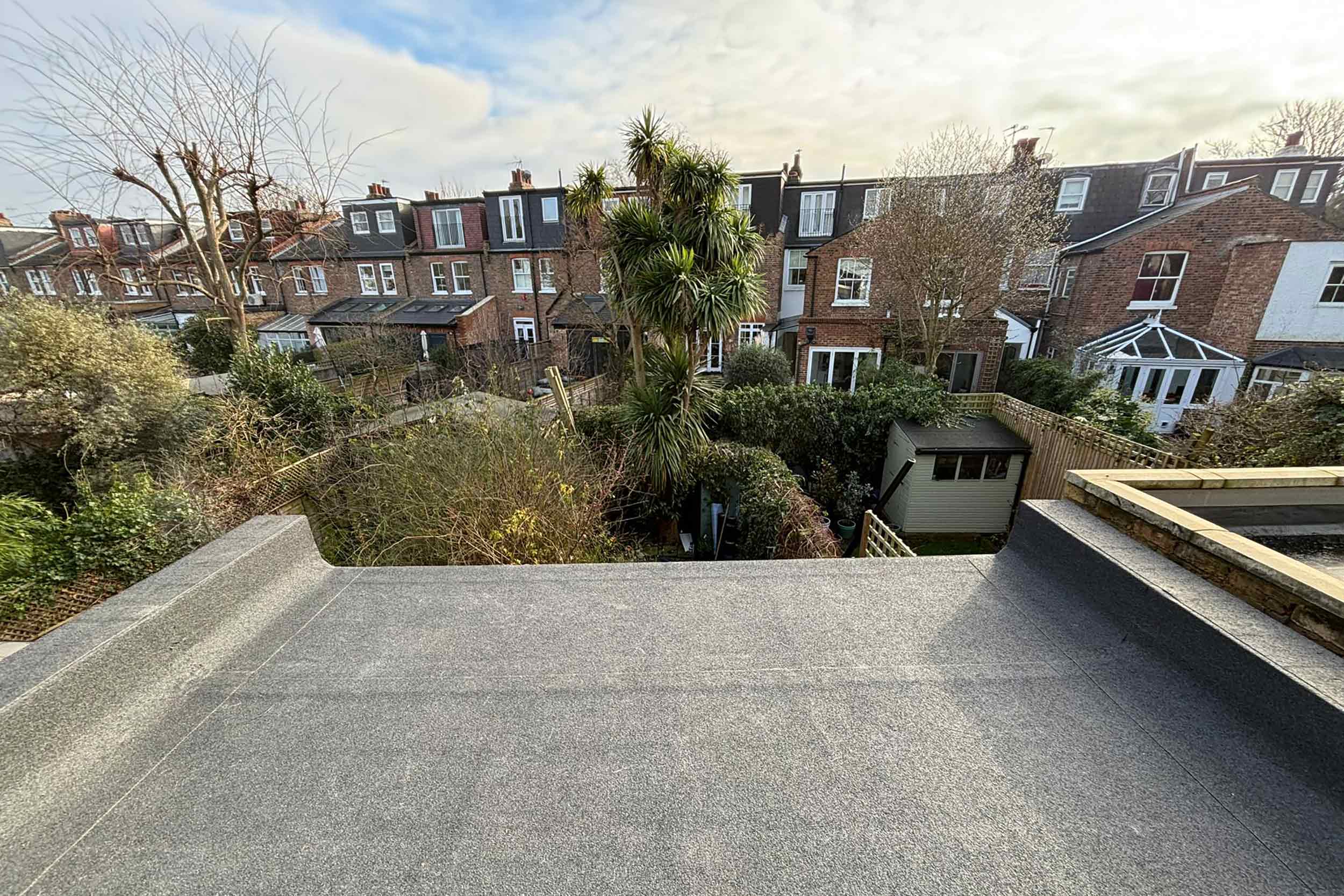 Flat Roofer Richmond Surrey contractor Specialist Roofing Company Sika Sarnafil residents and businesses in need of flat roofing solutions.