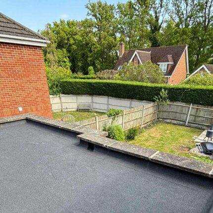 Roofer in Putney London roofing specialist company near me best leading local roofers, specialising flat roof repairs and new roof services.