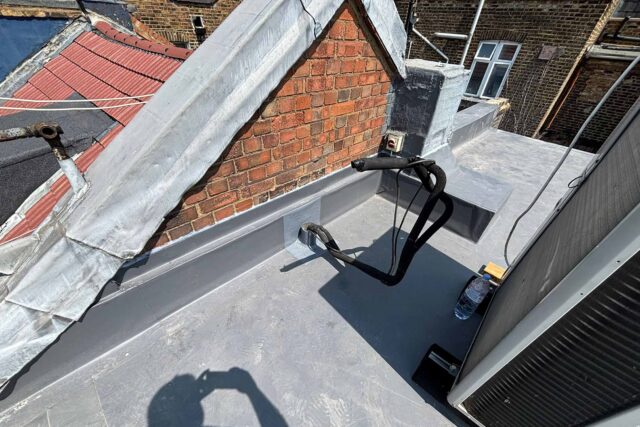 Flat roofer in Chelsea London roof repair specialist contractor, this project involves the installation of a high-performance roofing system.